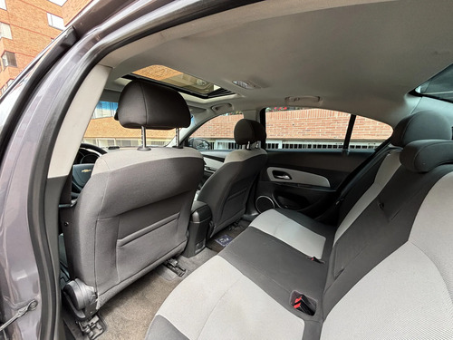Chevrolet Cruze 1.8 Platinum Lt