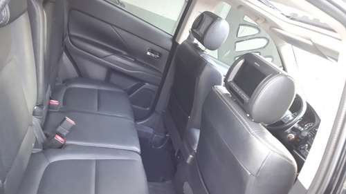 Imagem 9 de 10 de Mitsubishi Outlander 2016 2.0 L4 Cvt 5p