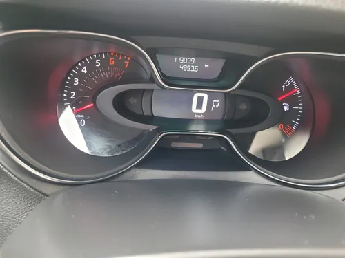 Renault Captur 2.0 Intens Automática