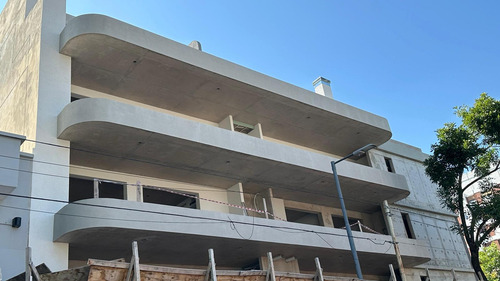Piso En Venta De 4 Ambientes Terraza Propia Con Parrilla Y Piscina Villa Devoto