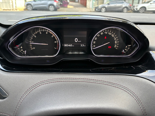 Peugeot 208 1.6 Xy