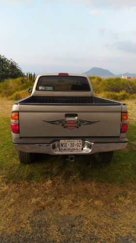 Toyota Tacoma Trd Off-road Xtracab 2001, Acabado Perlado