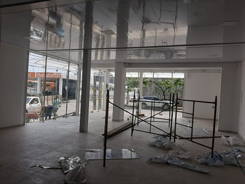 Imagen 4 de 10 de Locales En Arriendo Centro 476-2295