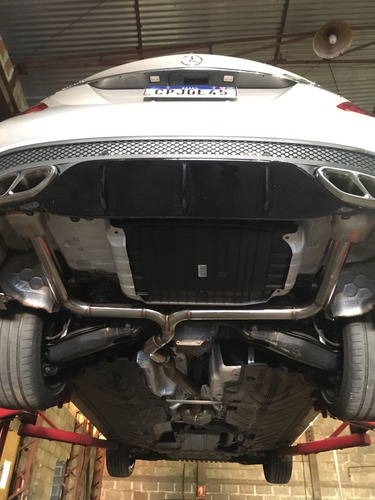 Mercedes-Benz Classe C 2.0 Avantgarde Turbo 4p