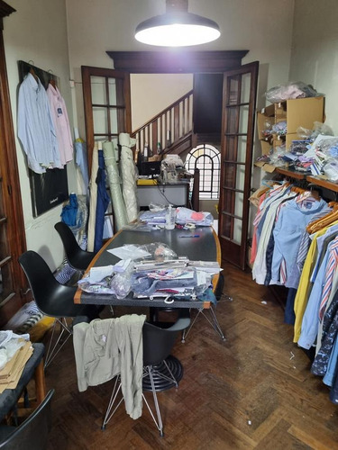 Imagen 14 de 30 de Casa -buenos Aires Esq Colon