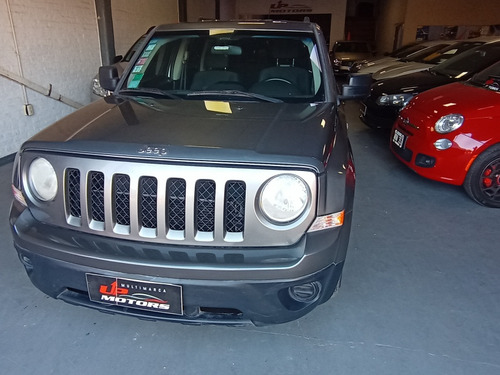 Jeep Patriot 2.4 Sport 4x4 170cv Atx