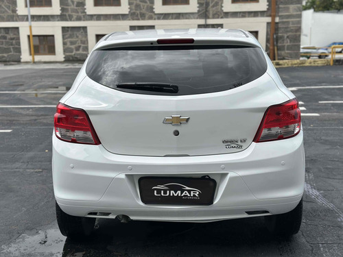Chevrolet Onix 1.0 MPFI LT 8V FLEX 4P MANUAL