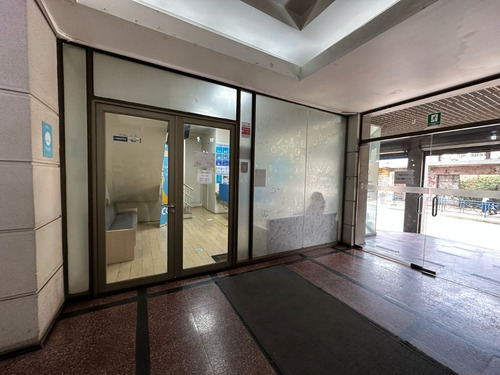 Propiedad Comercial En Edif Don Cristobal