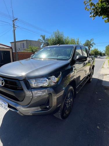 Toyota Hilux 2.8 cs Sr 204cv L21