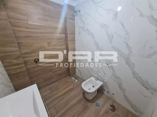 Ph 2 Amb 60m2 Planta Baja Frente! Con Entrada Indep. Amplio Patio!! - Montiel 1762