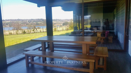 Casa En Exclusivo Condominio En Panguipulli