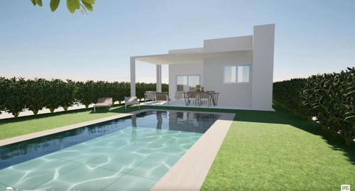Casa A Terminar En Venta - 2 Dormitorios 1 Baño - Cochera - 300mts2 - General Rodríguez