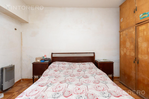 Venta Casa 3 Ambientes Caseros Patio Y Quincho