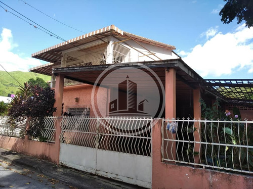 Casa Economica Venta, Urb El Toro Las Delicias Maracay 022js