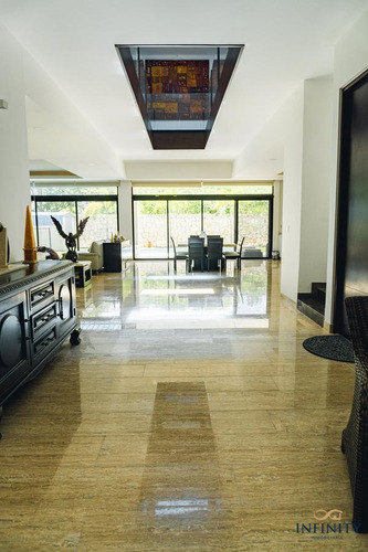 Imagen 3 de 19 de Residencia En Venta 5 Recámaras En Yucatán Country Club-oportunidad-yucatán Country Club