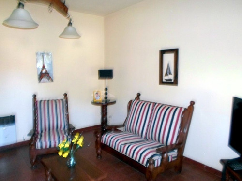 Imagen 2 de 12 de Casa En Venta En Burzaco Este