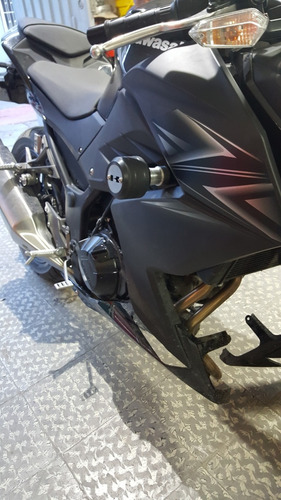 Sliders Kawasaki Z250 Defensas