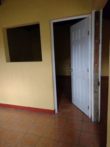 Imagen 11 de 13 de Casa De 2 Niveles En Zona 3 La Esperanza (negociable)