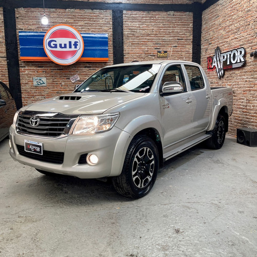 Toyota Hilux 3.0 Cd Srv Limited 171cv 4x4 5at