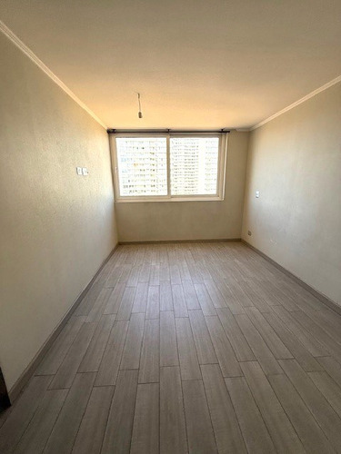 Departamento En Arriendo De 2 Dorm. En Macul