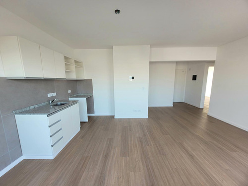 Venta Departamento | 3 Ambientes | Balcón Terraza | Parrilla Privada | Neuquen A Mts Plaza Irlanda