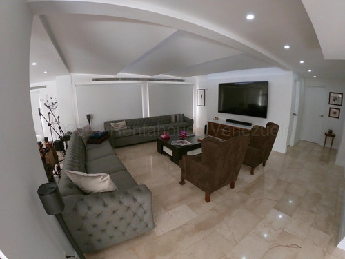 Apartamento Dúplex Remodelado 475 M² 5h, 5b, 4p, Vistavila Con Piscina En Venta En Los Palos Grandes Avenida 3era. Caracas