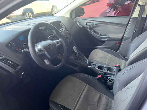 Ford Focus 2.0 S SEDAN 16V FLEX 4P POWERSHIFT