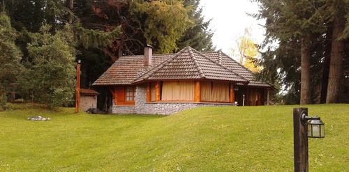 Hermosa Cabaña En El Bosque, Cerca Del Lago. Villa La Angostura. Alquiler Turístico.