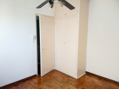 Imagen 5 de 9 de Departamento 2 Amb En Venta Parque Chacabuco