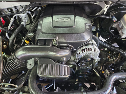 Chevrolet Tahoe E Suv Piel Cd 2a Fila Asientos 4x4 At