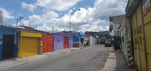 Imagen 2 de 8 de Local Comercial, Guarenas, Calle 19 De Abril 0414-2278025