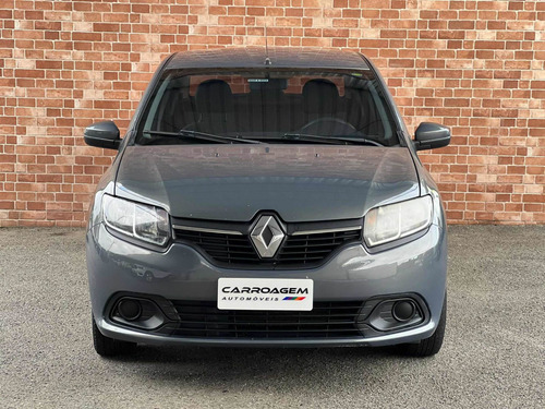 Imagem 2 de 9 de Renault Logan 2015 1.0 16v Expression Hi-flex 4p