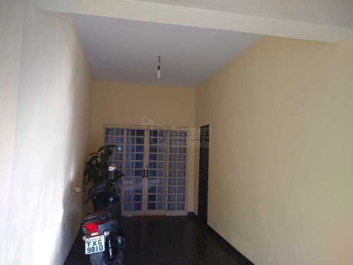Imagem 3 de 6 de Venda De Casas / Padrão Na Cidade De Araraquara 10434