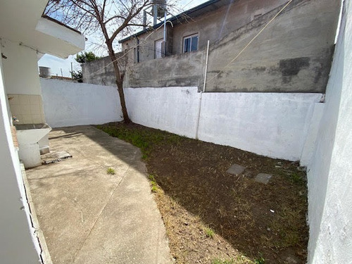 Imagen 5 de 14 de Oportunidad Chalet En Ph A Mts De Av. Carcano