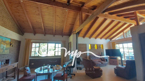 Casa De Campo Estilo Colonial En Condominio San Isidro