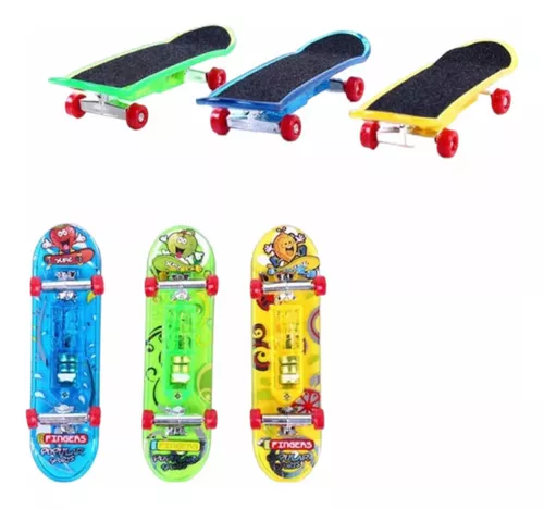 Kit Dois Mini Skates Dedo Adesivos Com Lindos Desenhos C/nfe