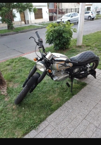 Imagen 2 de 8 de Susuki Cafe Racer