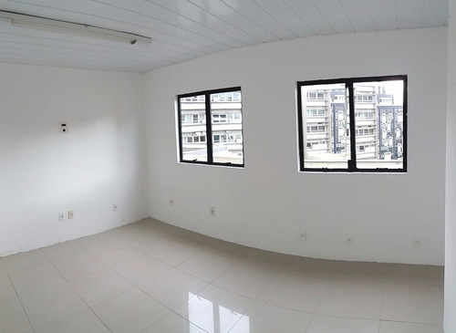Imagem 4 de 15 de Sala Comercial No Atico Com 134m² Privativos - Sa0339