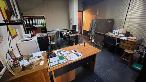 Alquiler Local Comercial, Centro Cordon Colonia Y Vazquez, Salon, Oficina Baño Y Subsuelo. 72 M2