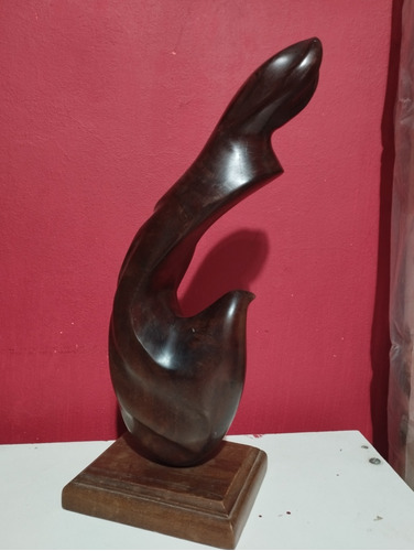 Escultura De Paloma - Frank Coronado