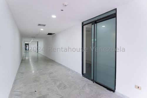 Oficina En Alquiler En El Hotel Eurobilding Con 840 Mtrs2 Oficina En Obra Gris Para Adaptar 24-14604