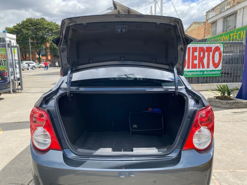 Chevrolet Sonic 1.6 Lt 4 p