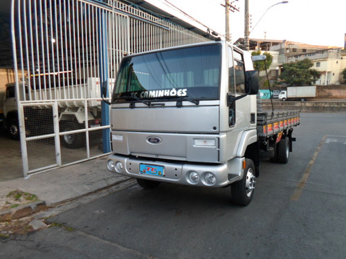 Ford Cargo 815