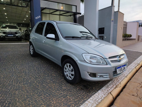 Imagem 2 de 9 de Chevrolet Celta 1.0 Mpfi Life 8v Flex 4p Manual