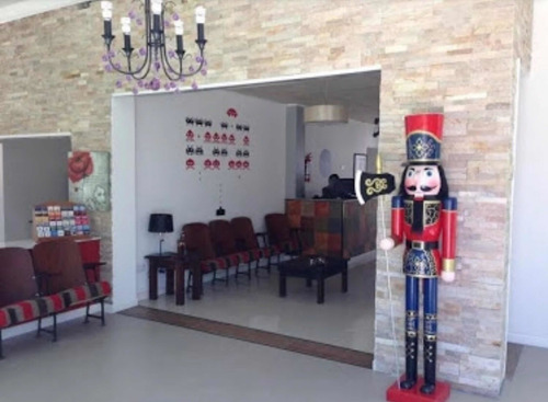 Negocios Inteligentes Hotelito Precioso En El Viejo Country