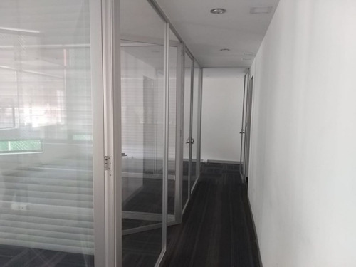 Imagen 7 de 14 de Casa Para Oficinas En Venta / Adolfo Prieto