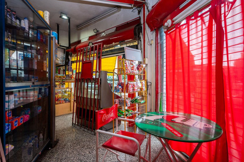 Local Comercial - Caseros