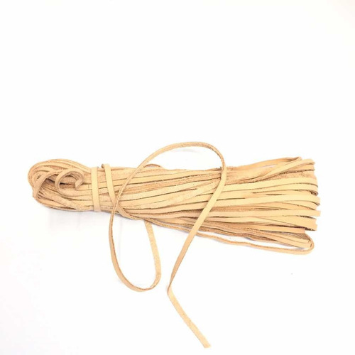 Imagen 2 de 4 de Tiento Cuero Vaqueta 3mm.madeja 20 Metros. Color Natural