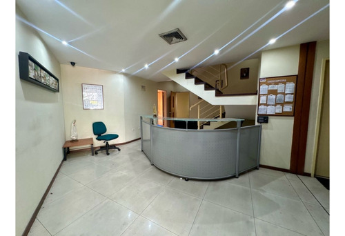 Se Vende Galpón 2132m2 Via Univ Santa Maria Petare 2128