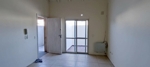 Imagen 14 de 22 de Venta Oportunidad Deptos Y Locales Villa De Mayo